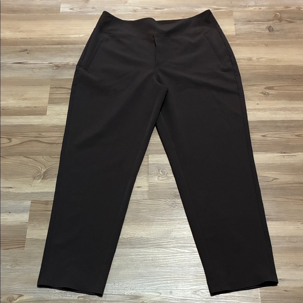 Athleta Brown Straight-Leg Cropped Pants - Picture 2 of 10
